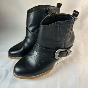 Torrid Insider Black Buckle Bootie Stacked Heel Size 8